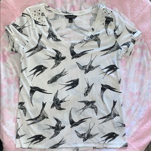 Rock and Republic tee size medium